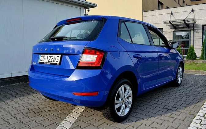 Skoda Fabia cena 32999 przebieg: 189000, rok produkcji 2020 z Krobia małe 254
